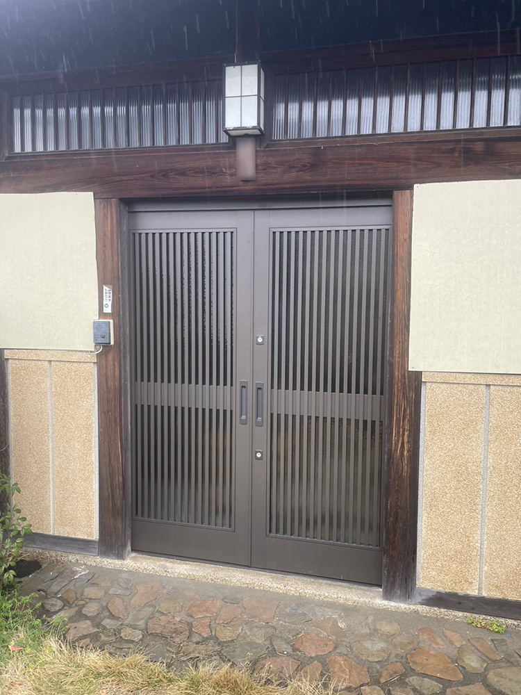 玄関（大垣市・Y様邸）