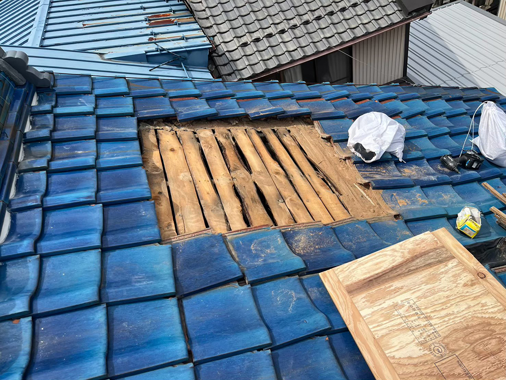 瓦屋根（岐阜市加納黒木町・S様邸）